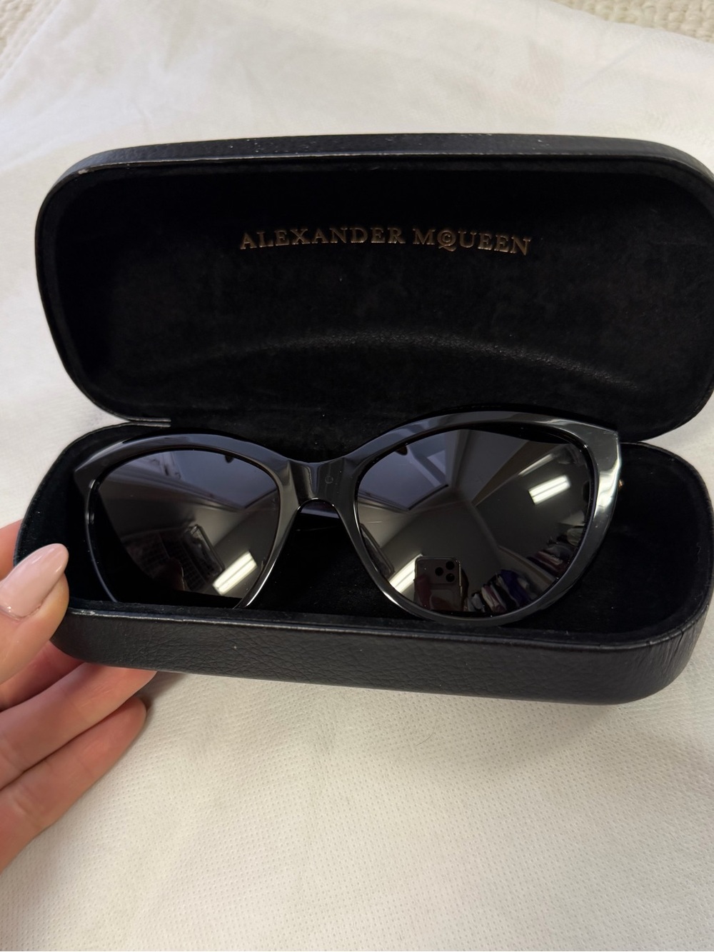 Alexander McQueen Glossy Black Cat-Eye Sunglasses